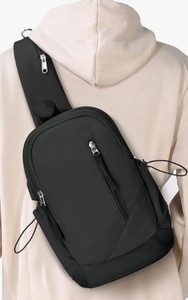 lot 44650 image: Black Sling Crossbody Bag for Men Women,