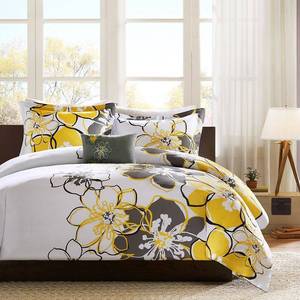 lot 46093 image: Mi Zone FullQueen Cozy Soft 4-Piece Yellow Floral All Season Comforter Set - Retail $160