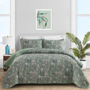 lot 51455 image: Goodidea Quilt Set Queen Size, Sage Green Floral Quilt Bedding Set,3-Piece Lightweight Reversible Coverlet Soft Microfiber Bedding Bedspread with Pillow Shams for All Season(Queen, 96X90)