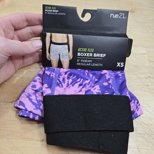 lot 6270174 image: Rue21 Mens Active Flex Boxer Brief 6in Inseam Regular Length - XS