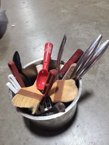 lot 6270202 image: Miscellaneous Lot of Kitchen Supplies