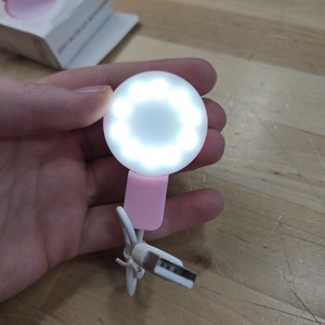 lot 6270254 image: 1 Pc Mini 3 Setting LED Clip on Selfie Camera Lamp Light