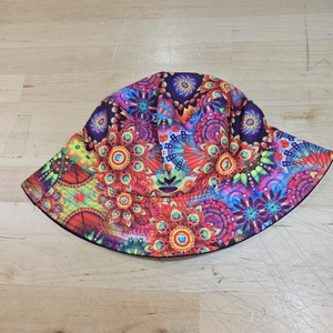lot 6270335 image: 1 Pc Multicolor Rainbow Pattern Print Bucket Hat Fashion Hat