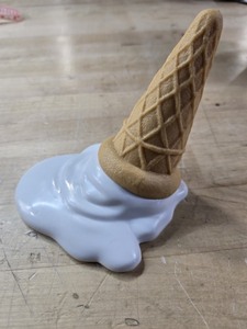 lot 6270430 image: Door Stoppers, Ice Cream Door Stopper Wedge for Floor Decorative, Rubber Door Stoppers for Bottom of Door for Child Safety - Home
