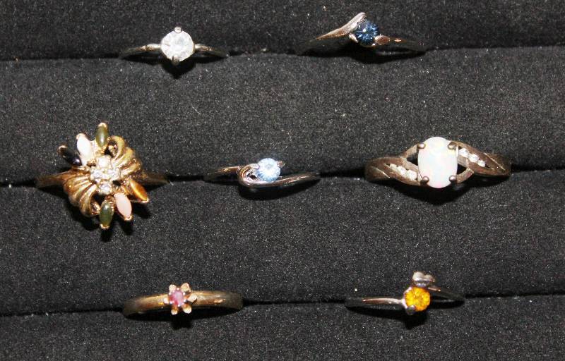 lot 7278 image: Lot of 7 Rings- Various Styles and Colors- So Pretty
