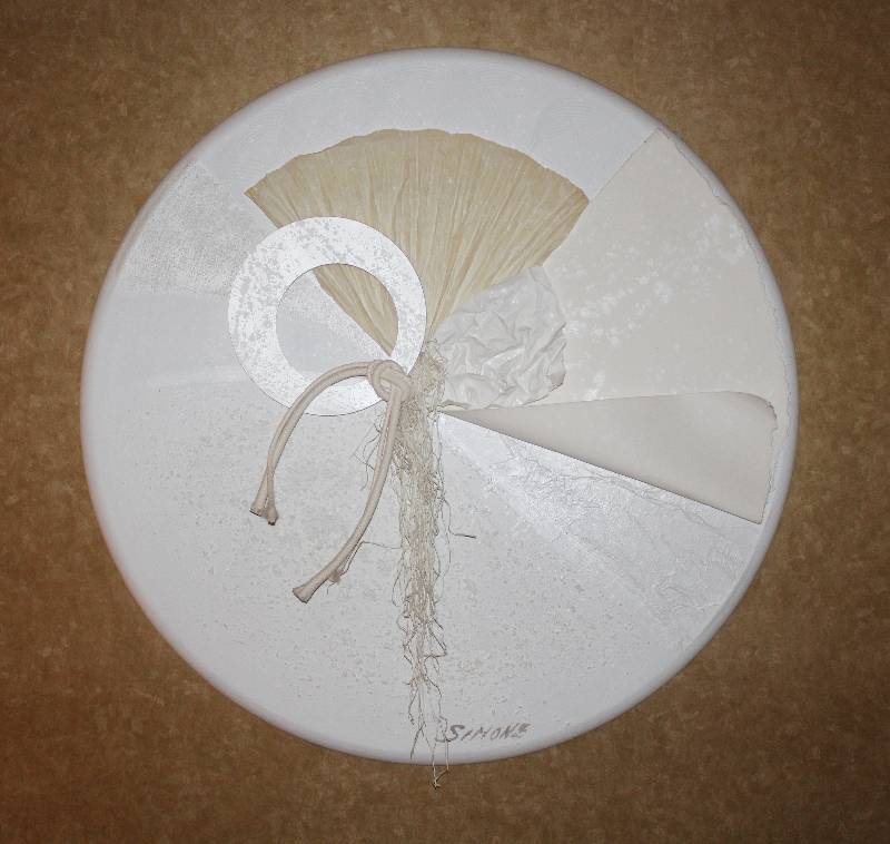 lot 7284 image: Round Wall Decor- About 42 Inch in Diameter- Very Abstract