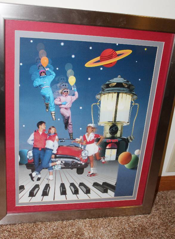 lot 7325 image: Framed Diner Picture- Looks Vintage Inspired- So Cool