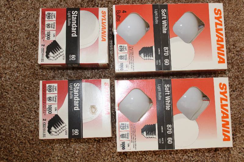 lot 7340 image: Lot of Sylvania Light Bulbs- Soft White and Standard- 12 Total