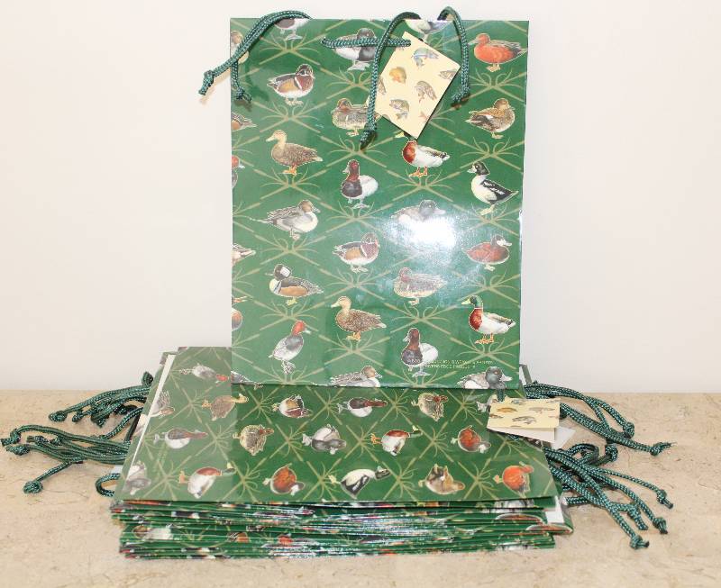 lot 7341 image: Lot of 9 Duck Themed Gift Bags- So Cute
