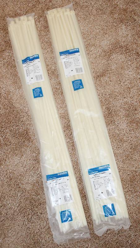 lot 7346 image: Lot of 2 Thomas and Betts 50 Pack Extra Heavy Duty Cable Ties- 36 Inches Long