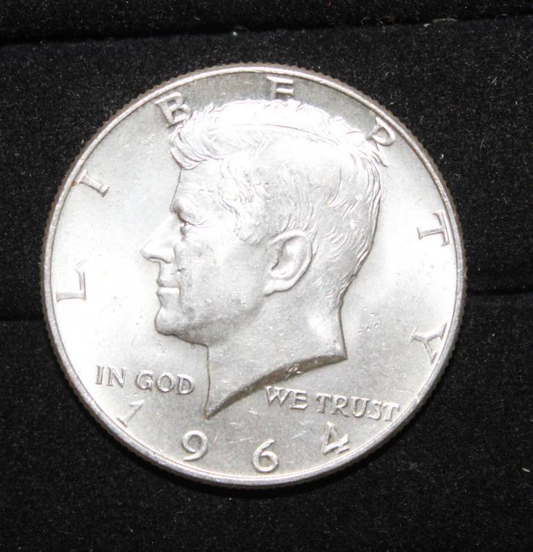 lot 7370 image: 1964 Kennedy Silver Half Dollar- Neat Find