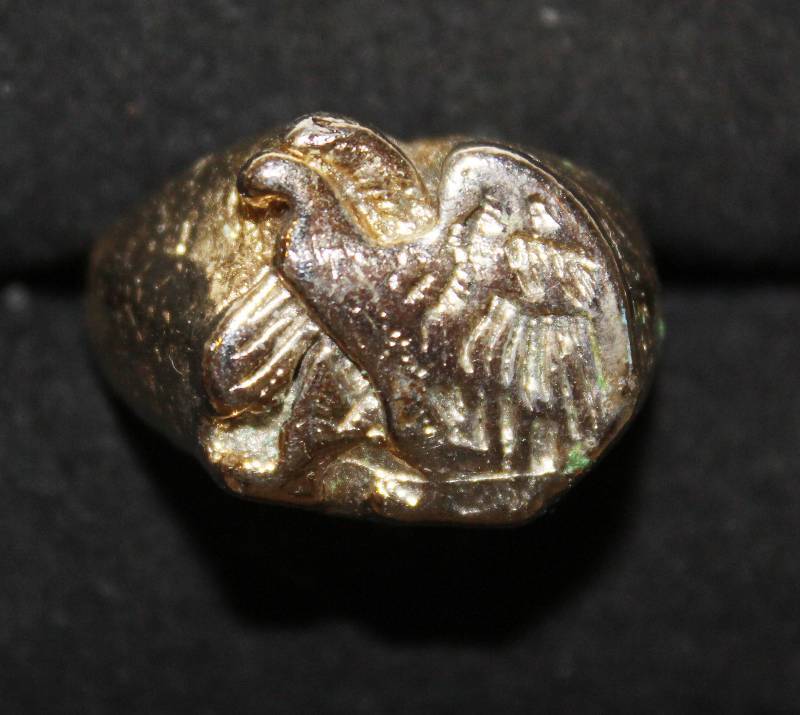 lot 7372 image: Mens Eagle Ring