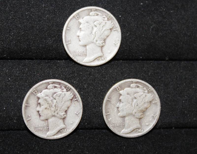 lot 7375 image: Lot of 3 Mercury Dimes- Years 1943 and 1944- Neat