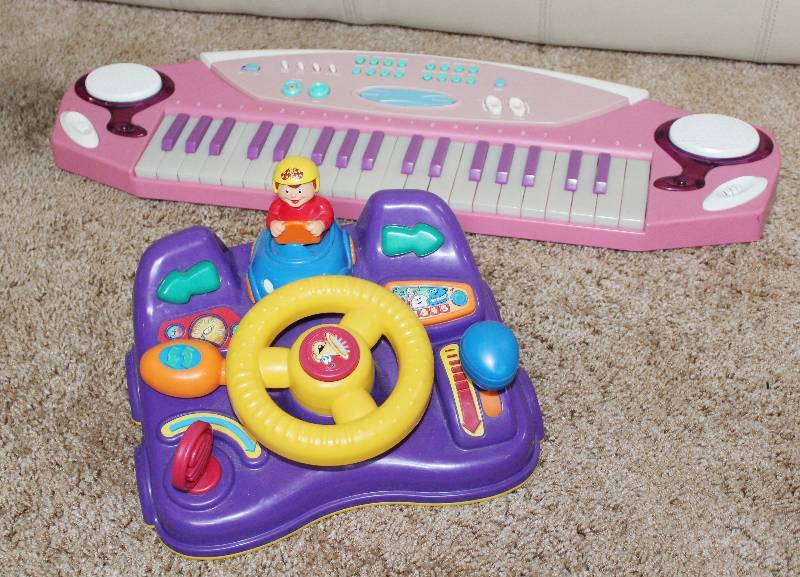 lot 7435 image: 2 Childs Toys- Both Make Noise
