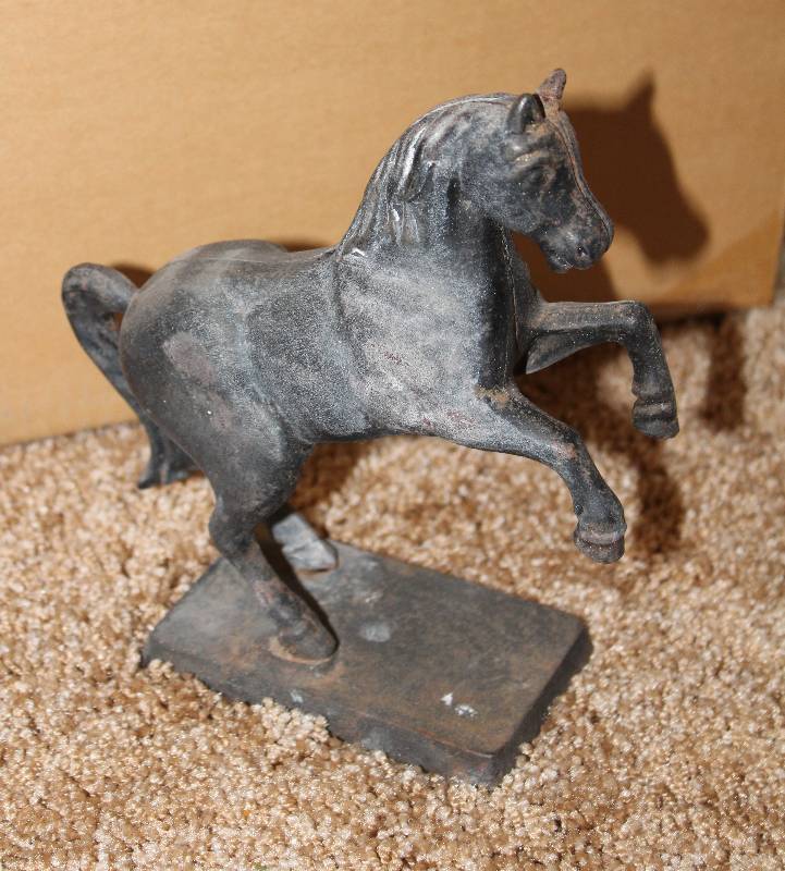 lot 7471 image: Cast Iron Stallion Bank- So Cool