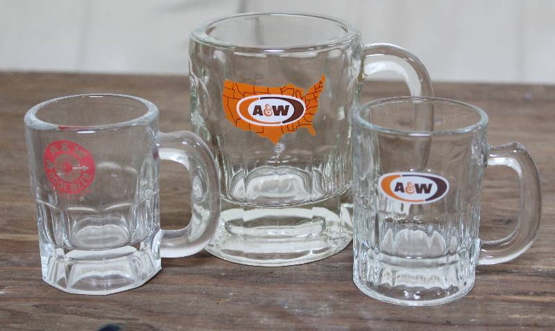 lot 7477 image: 3 A&W Root Beer Mugs- Very Cool