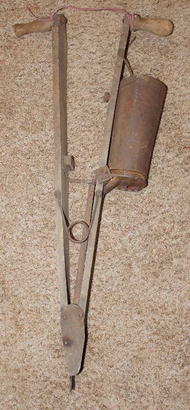 lot 7499 image: Vintage Corn Planter- Such a Cool Find
