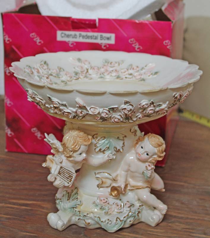 lot 7511 image: Cherub Pedestal Bowl- New in Box- So Pretty