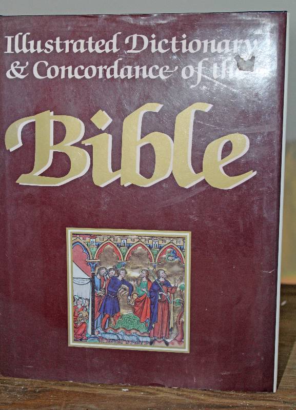 lot 7521 image: Illustrated Dictionary and Concordance of the Bible
