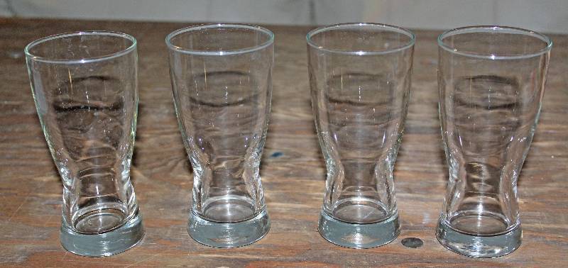 lot 7524 image: Set of 4 Pilsner Glasses- Very Nice