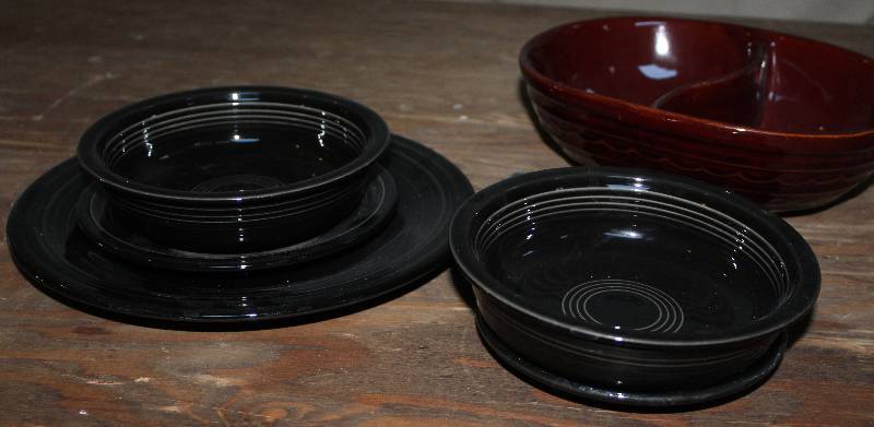 lot 7526 image: Lot of Stoneware - Various Brands - Oven Proof - See Photos