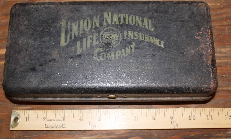 lot 7539 image: Union National Life Insurance Company Policy Lock Box- Cool