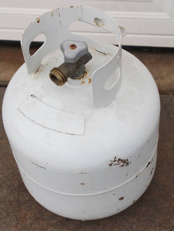 lot 7559 image: LP Tank w OPD Valve