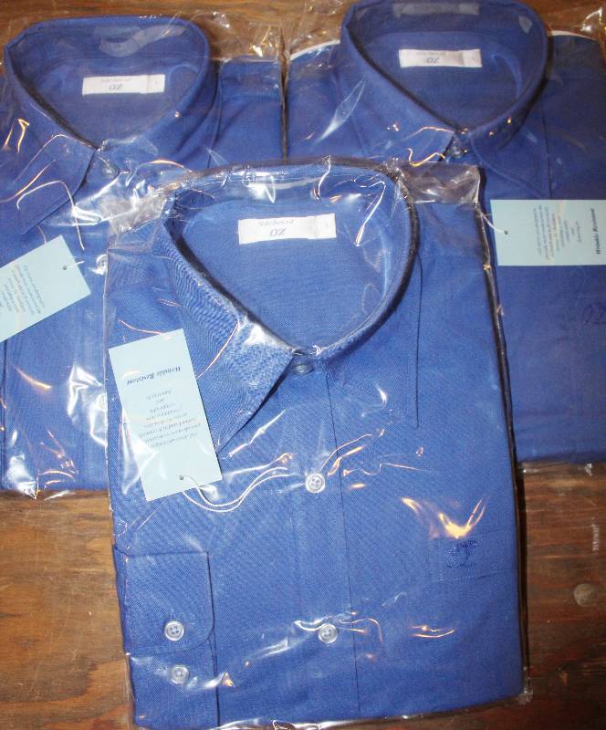 lot 7563 image: 3 New Mens Long Sleeve Dress Shirts- Size Large