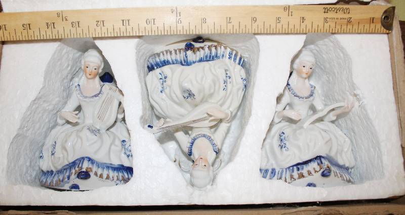 lot 7585 image: 3 Piece Set of Music Themed Figurines- Very Pretty