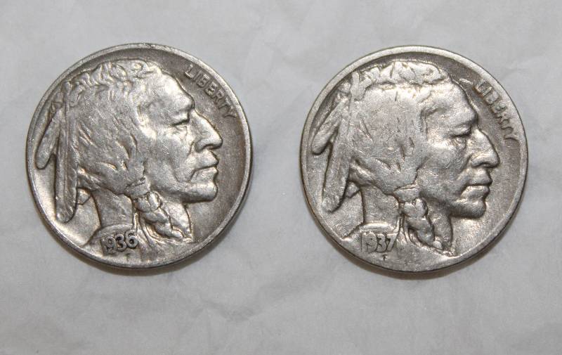 lot 7587 image: Lot of 2 Buffalo Nickels- Very Neat