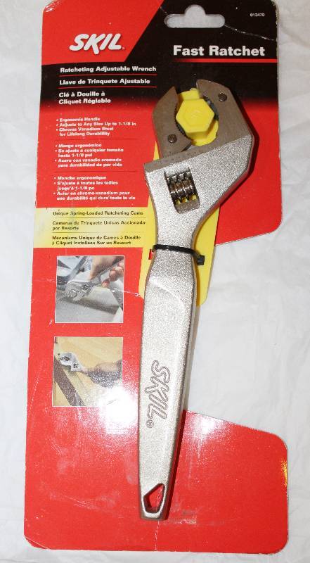 lot 7589 image: Skil Fast Ratchet- Adjusts to ANY Size up to 1 18- Cool