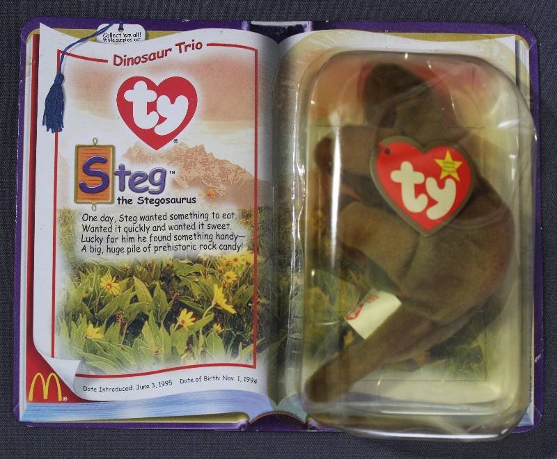 lot 9840 image: 2000 McDonalds Happy Meal Toys � Dinosaur Trio Steg Teenie Beanie. Original Pkg