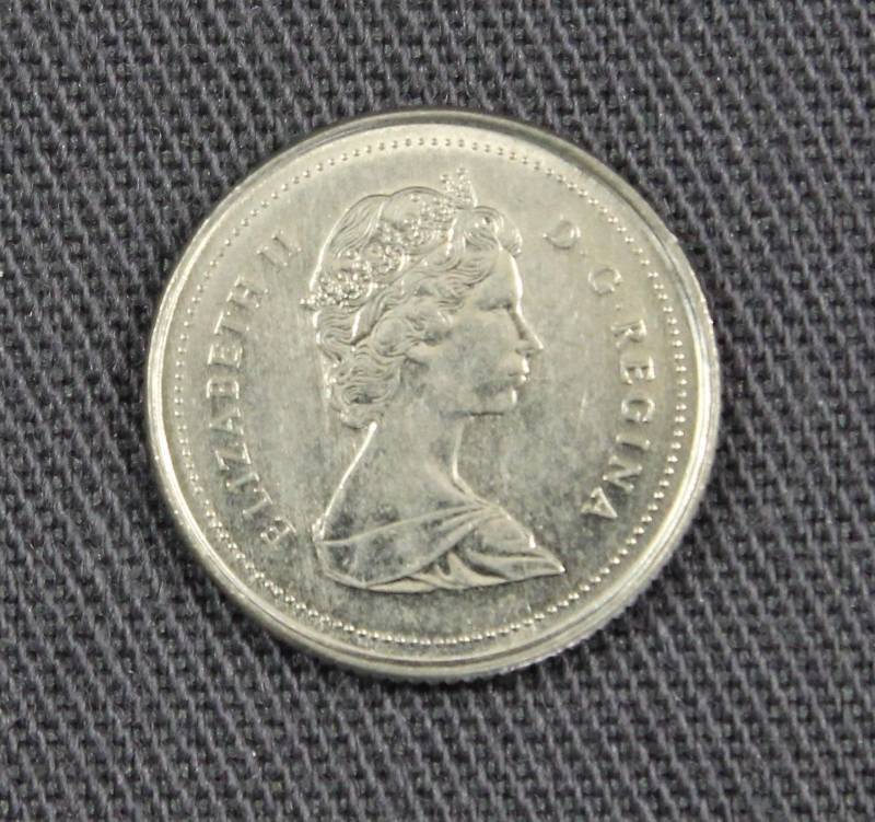 lot 4096 image: 1988 Canada 10 Cents Coin, Queen Elizabeth II