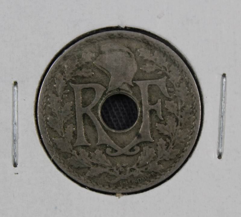 lot 4113 image: 1920 France 25 Centimes (CMES) Coin