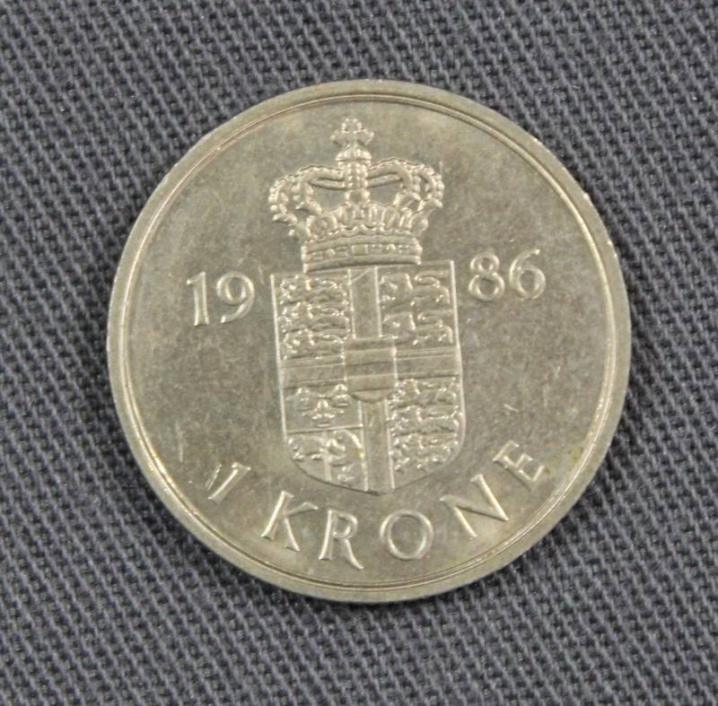 lot 4123 image: 1976 Denmark 1 Krone Coin, Portrait of Margrethe II