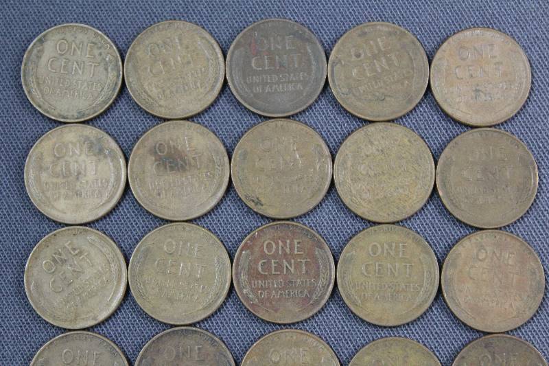 lot 4134 image: (25) U.S. Wheat Back Pennies, 1 Cent Coins