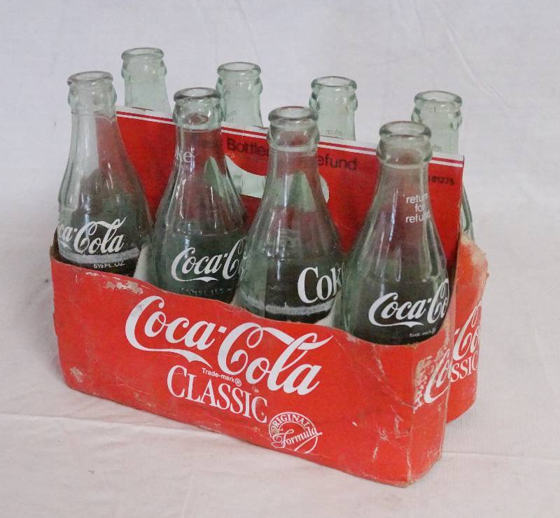 lot 4333 image: Eight Pack of Coke Bottles with Carry Box Coca-Cola