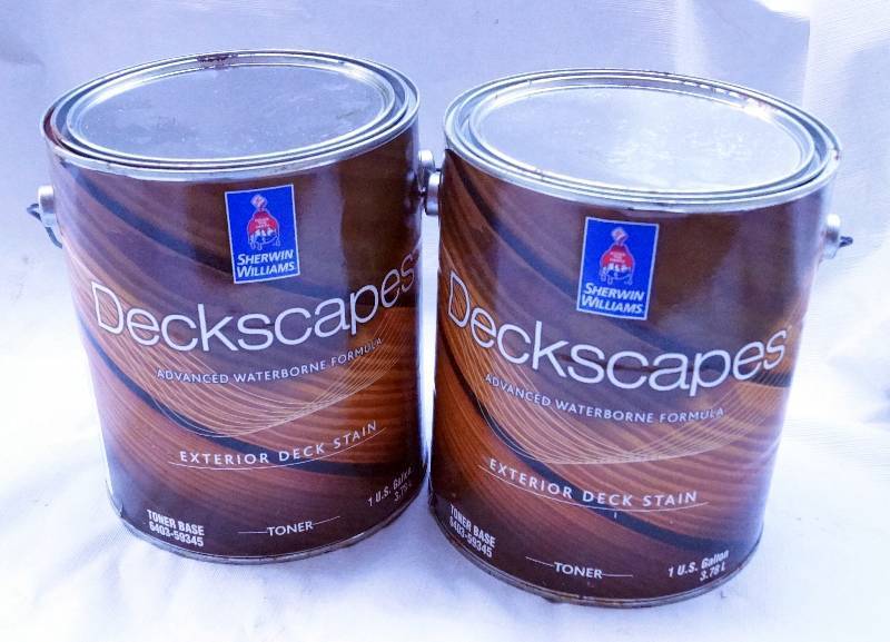 lot 4340 image: 2 One Gallon Cans of Sherwin Deckscapes Exterior Deck Stain