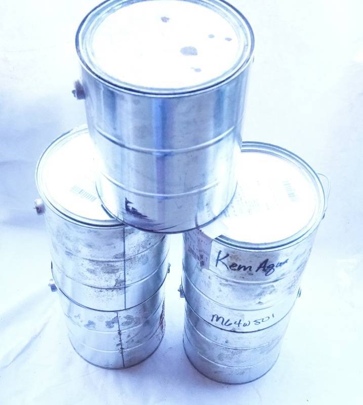 lot 4386 image: 5 One Gallon Cans of Sherwin Williams STAINS PAINTS