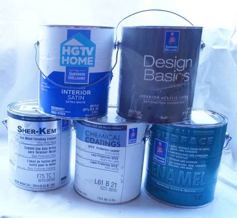 lot 4387 image: 5  - One Gallon Cans of Sherwin Williams Paint