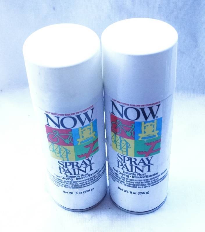 lot 4393 image: NOW White Spray Paint - Retards Rust - 2 Cans