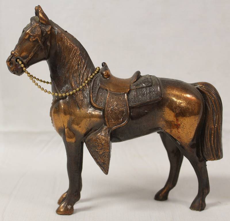 lot 9530 image: 6-14 Carnival Prize Copper-Colored Cast Metal Horse Figure. Vintage