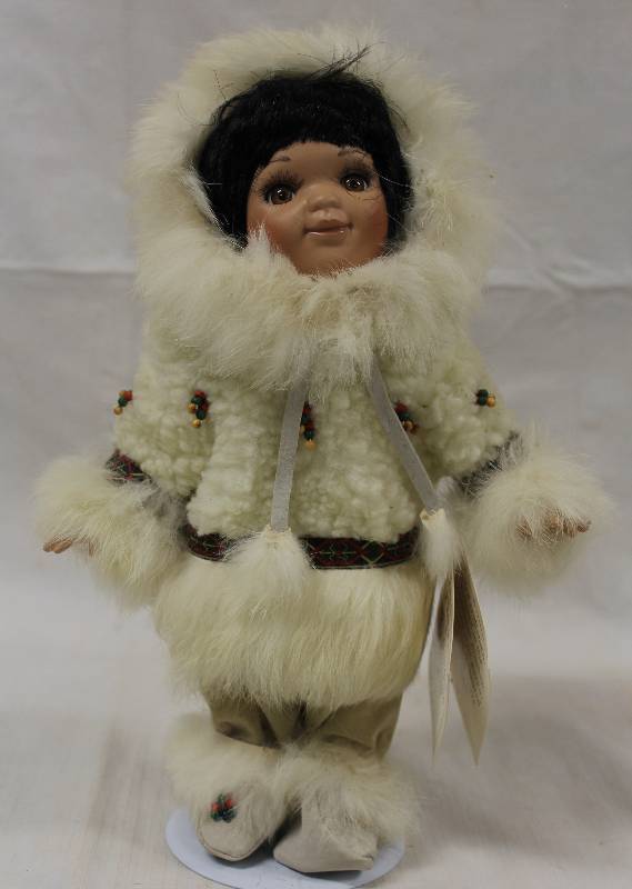 lot 6012 image: Alaskan Friends Genuine Porcelain Doll - W original Tags Anchorage Alaska - NICE
