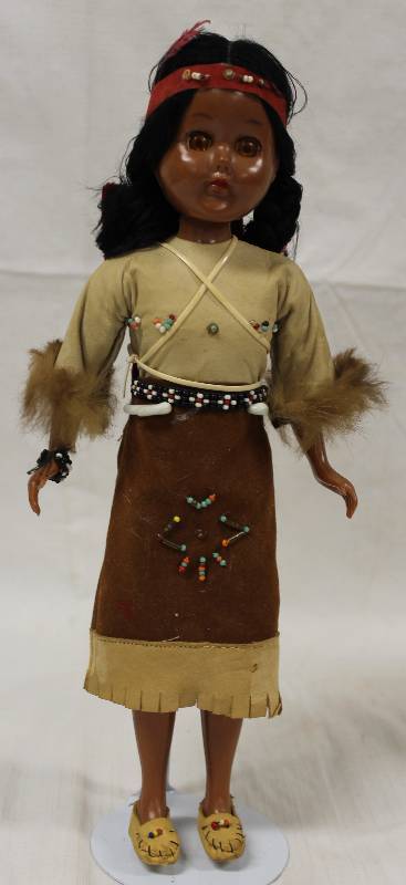 lot 6034 image: Native American Doll - w papoose and stand