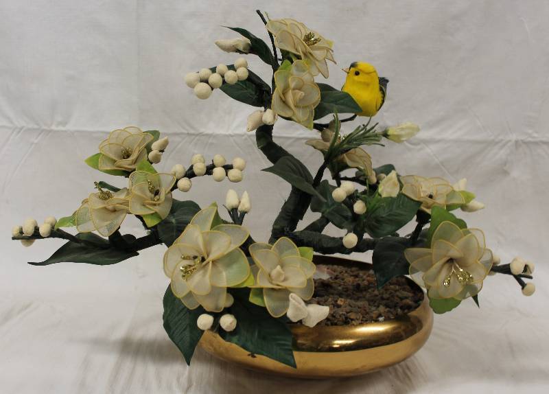 lot 6050 image: Bonsai - Style Decor in a Pot w a yellow bird - Artificial plant - Nice - fiber optic