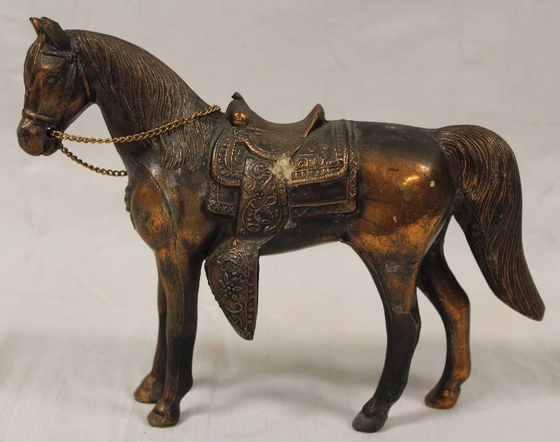 lot 6066 image: Horse Figurine - NICE