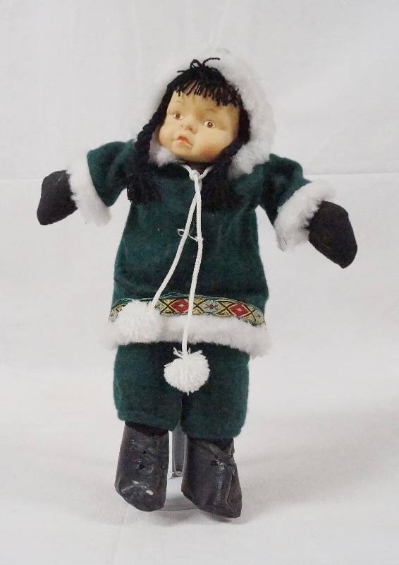 lot 6088 image: Native American Doll w Stand