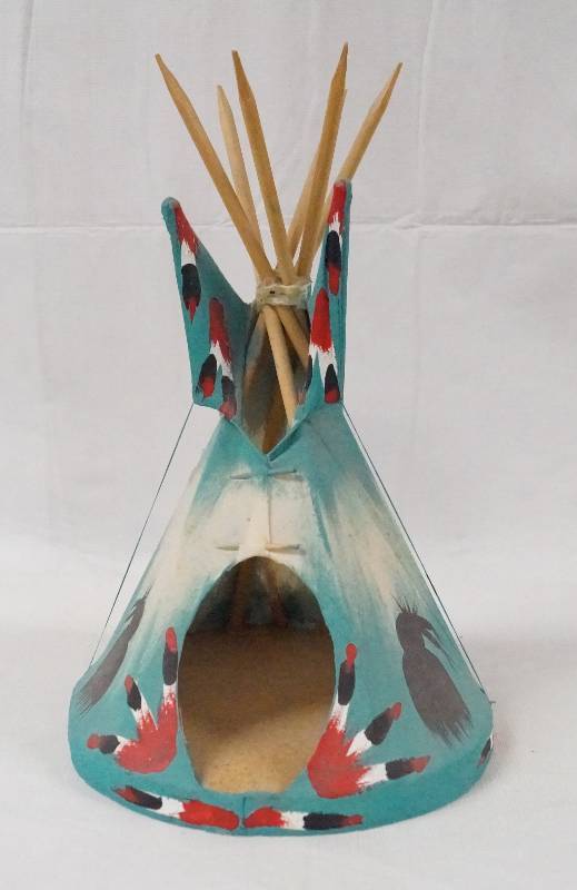 lot 6112 image: Replica Teepee - Neat