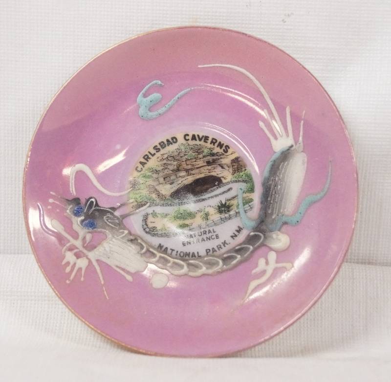 lot 6150 image: Vintage Carlsbad Caverns Collectible Souvenir Plate - National Park, New Mexico - MATCHING CUP ON LOT# 6163