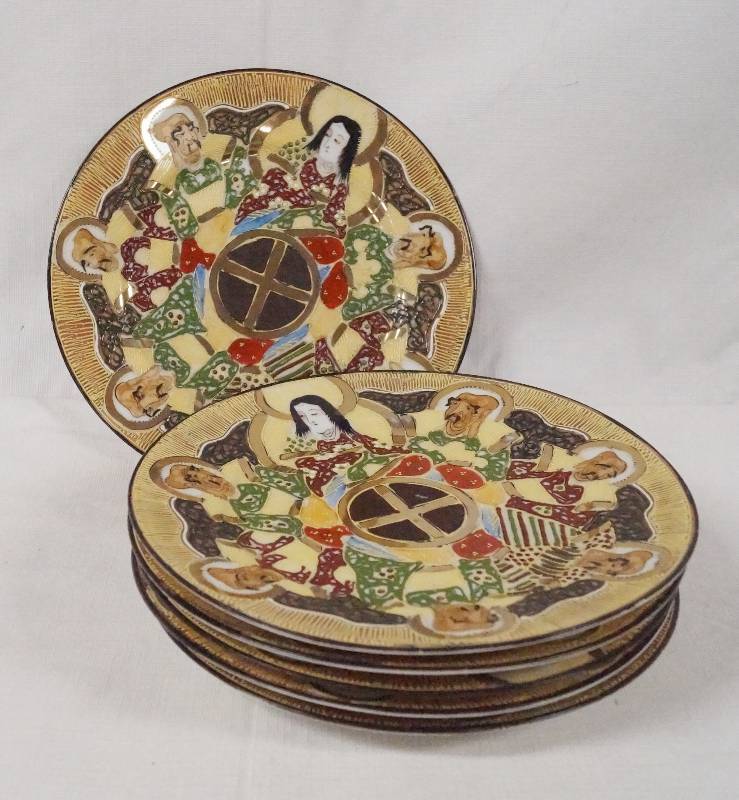 lot 6186 image: Set of 4 - Moriage Japan Porcelain Saucers - wow MATCHING ITEMS on LOTS# 6176, 6177, 6180